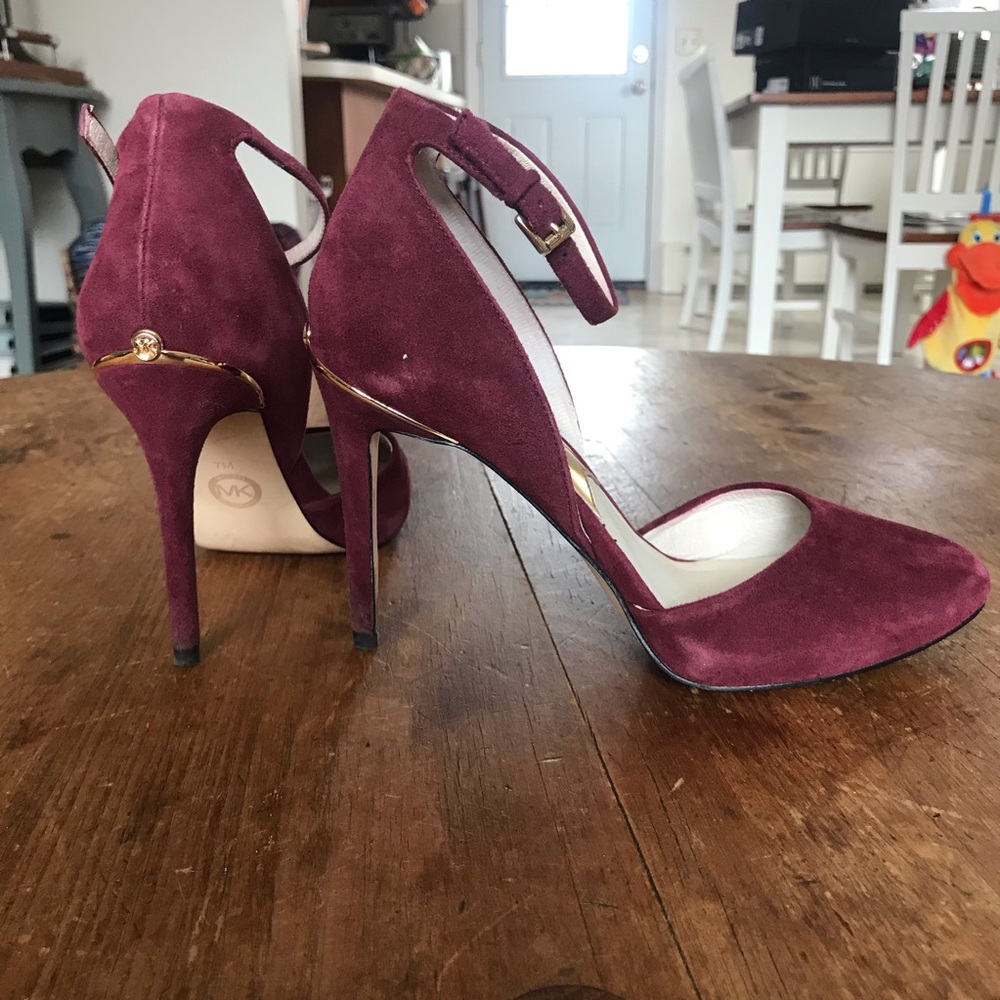 Michael Kors pumps
